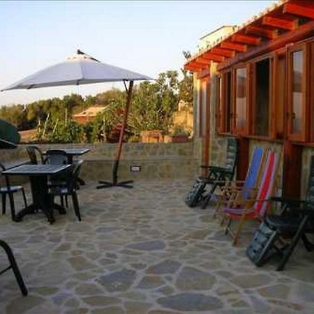 Case Vacanze La Cernia Bruna Isola di Ustica エクステリア 写真