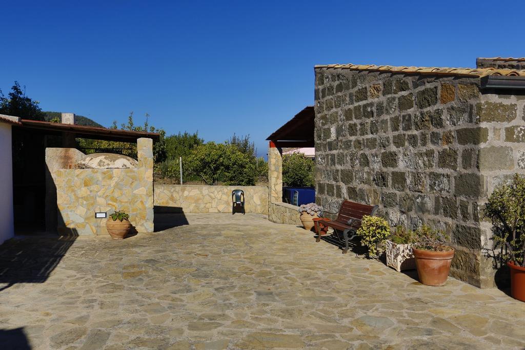 Case Vacanze La Cernia Bruna Isola di Ustica エクステリア 写真