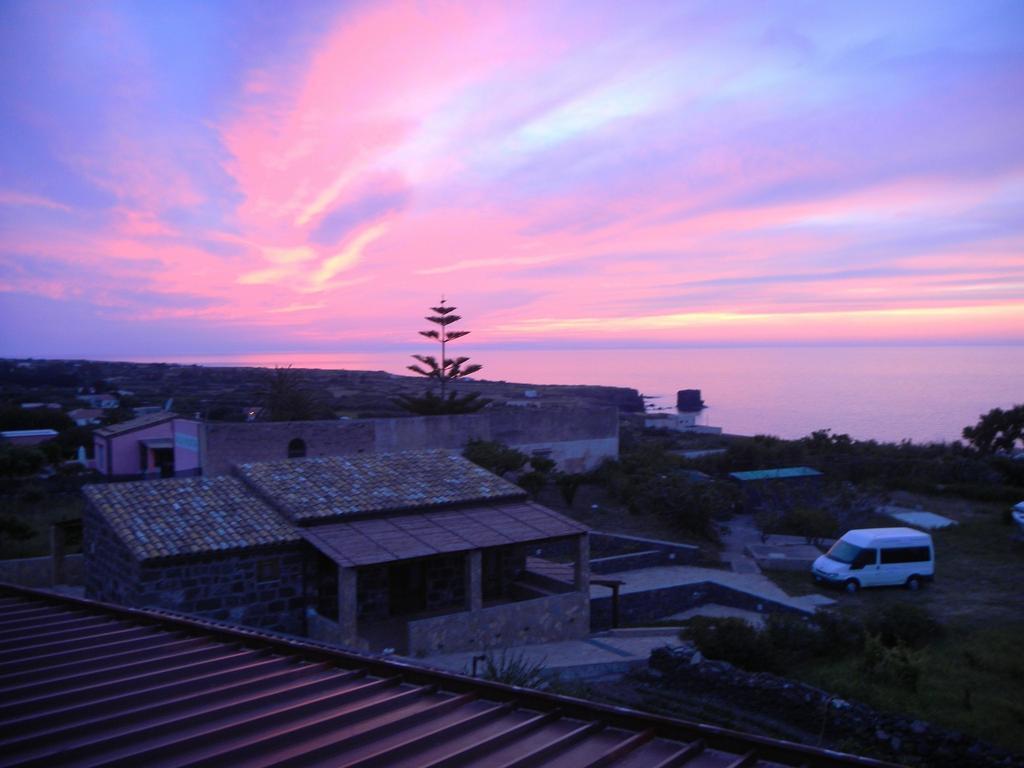 Case Vacanze La Cernia Bruna Isola di Ustica エクステリア 写真
